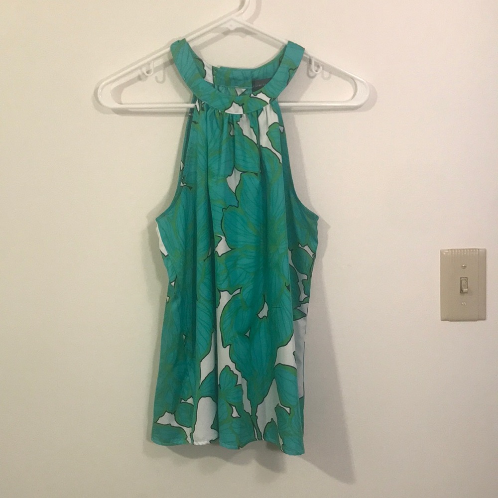 Floral pattern top